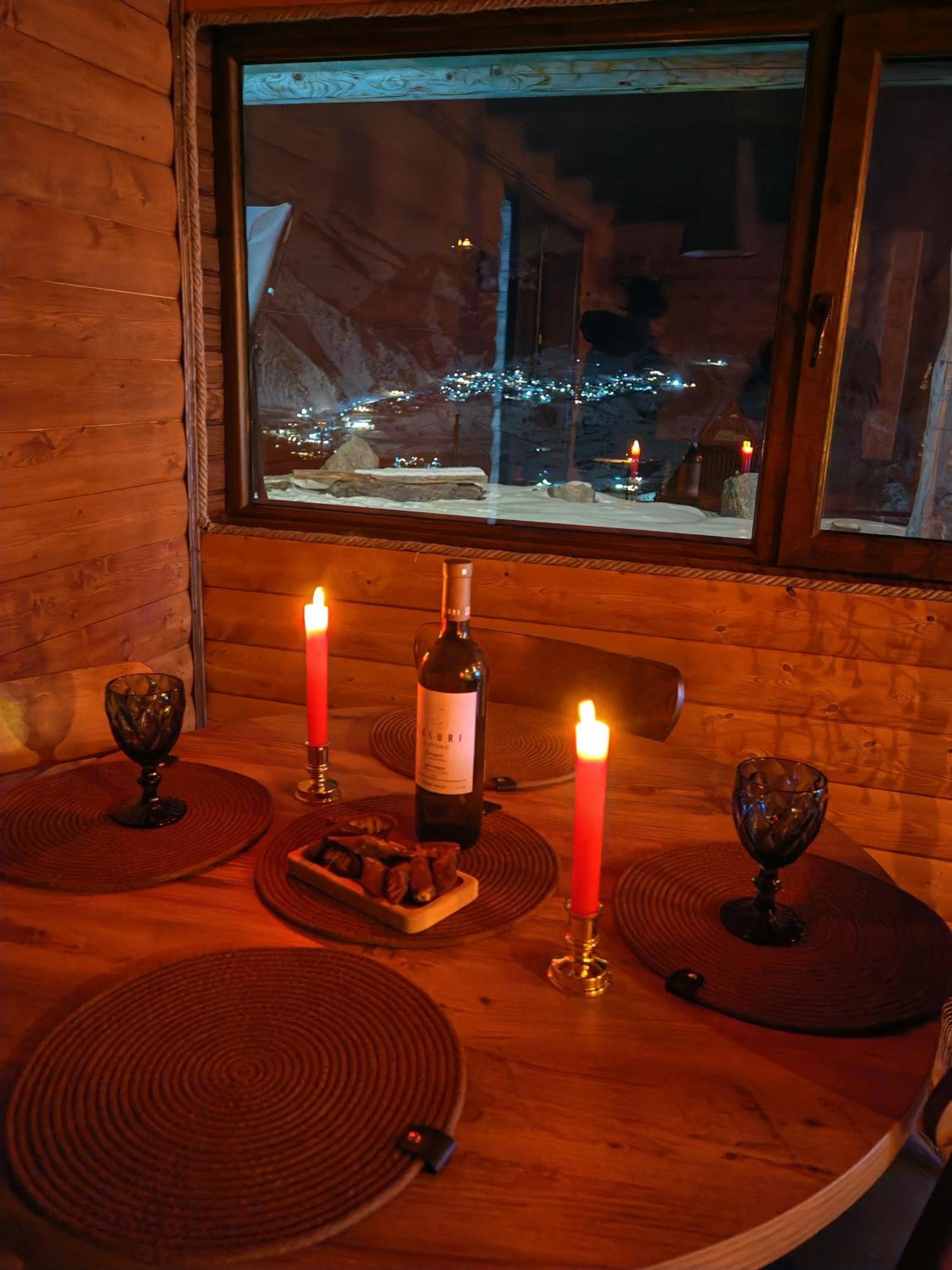 Alone Cottage Kazbegi Habitación foto